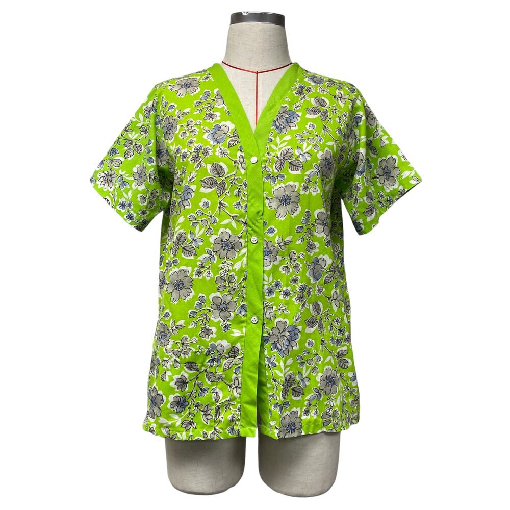 Vintage Sears Size 36 Green Floral Snap Button Up Sleep Lounge Shirt